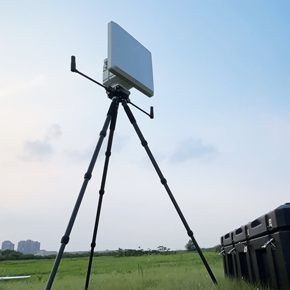 SoarApex BVLOS Smart Automatic Antenna Tracking System