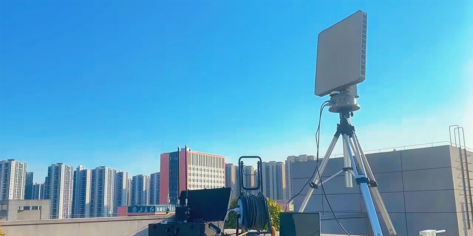 ATS10 UAV Antenna Tracking System 110km BVLOS automatic directional gimbal