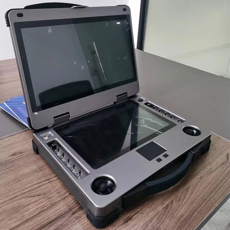 SoarApex CCT Portable Integrated UAV/USV Control Station S02