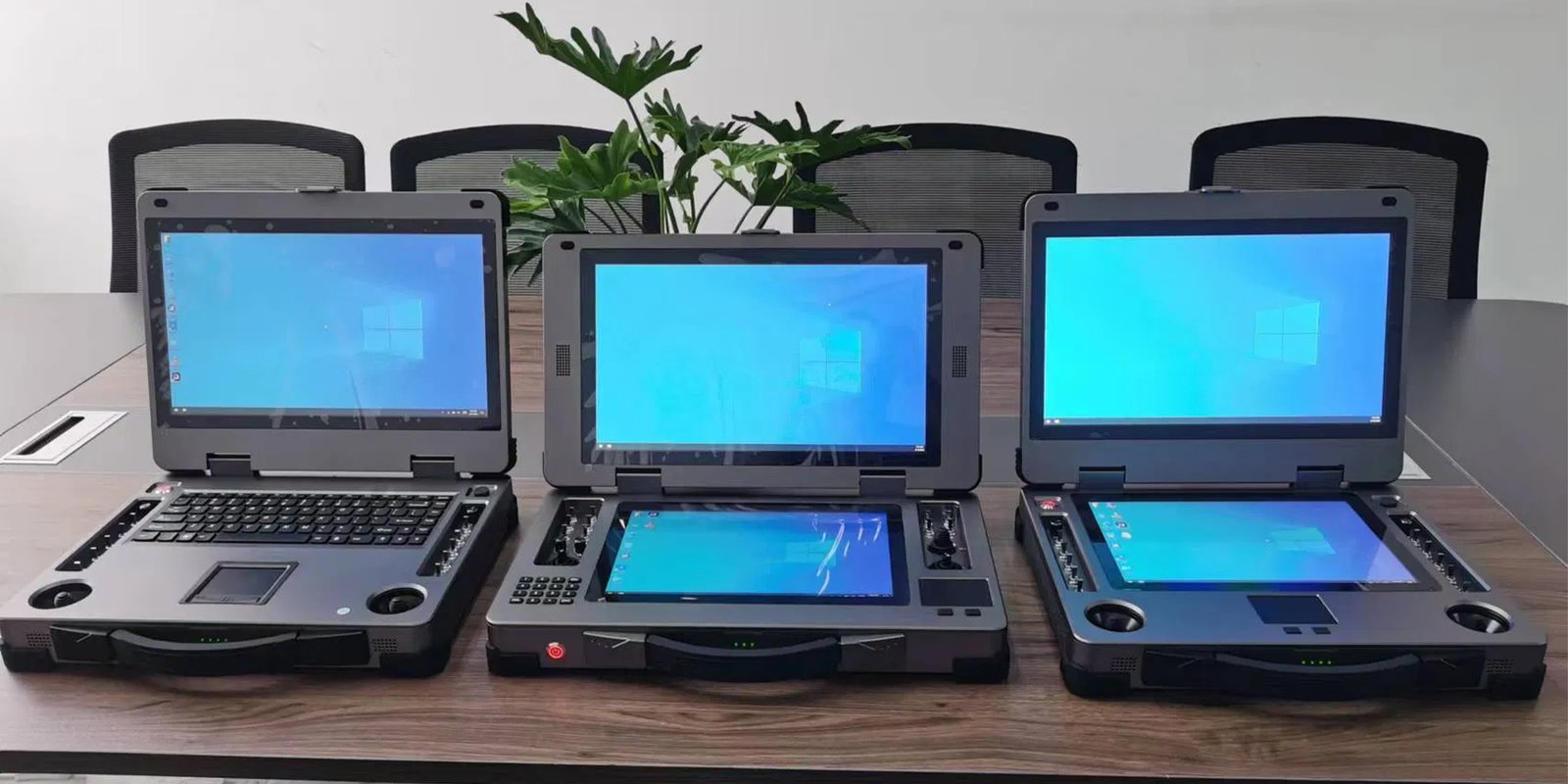 Portable UAV USV control station | SoarApex