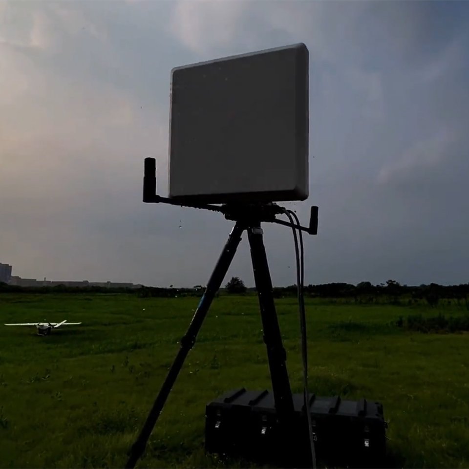 ATS20 Auto-Tracking Antenna System for UAV Survey and Mapping