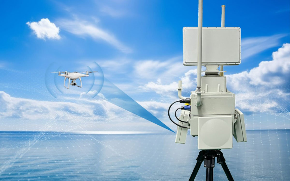 ATS Special motorized pan-tilt gimbal performing fully automatic UAV tracking with 360-degree azimuth rotation