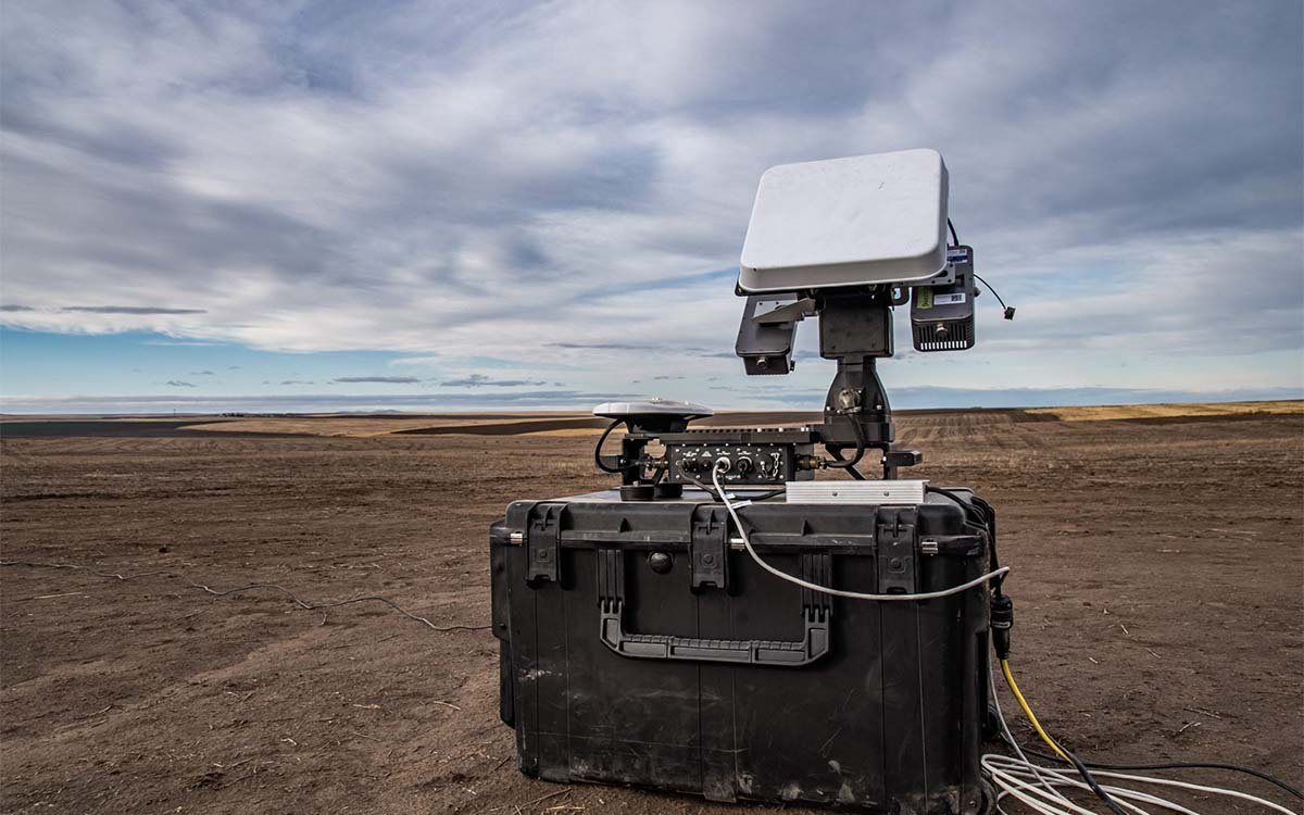 ATS Special self-stabilizing pan-tilt gimbal with 360-degree azimuth and 180-degree elevation for overhead UAV tracking