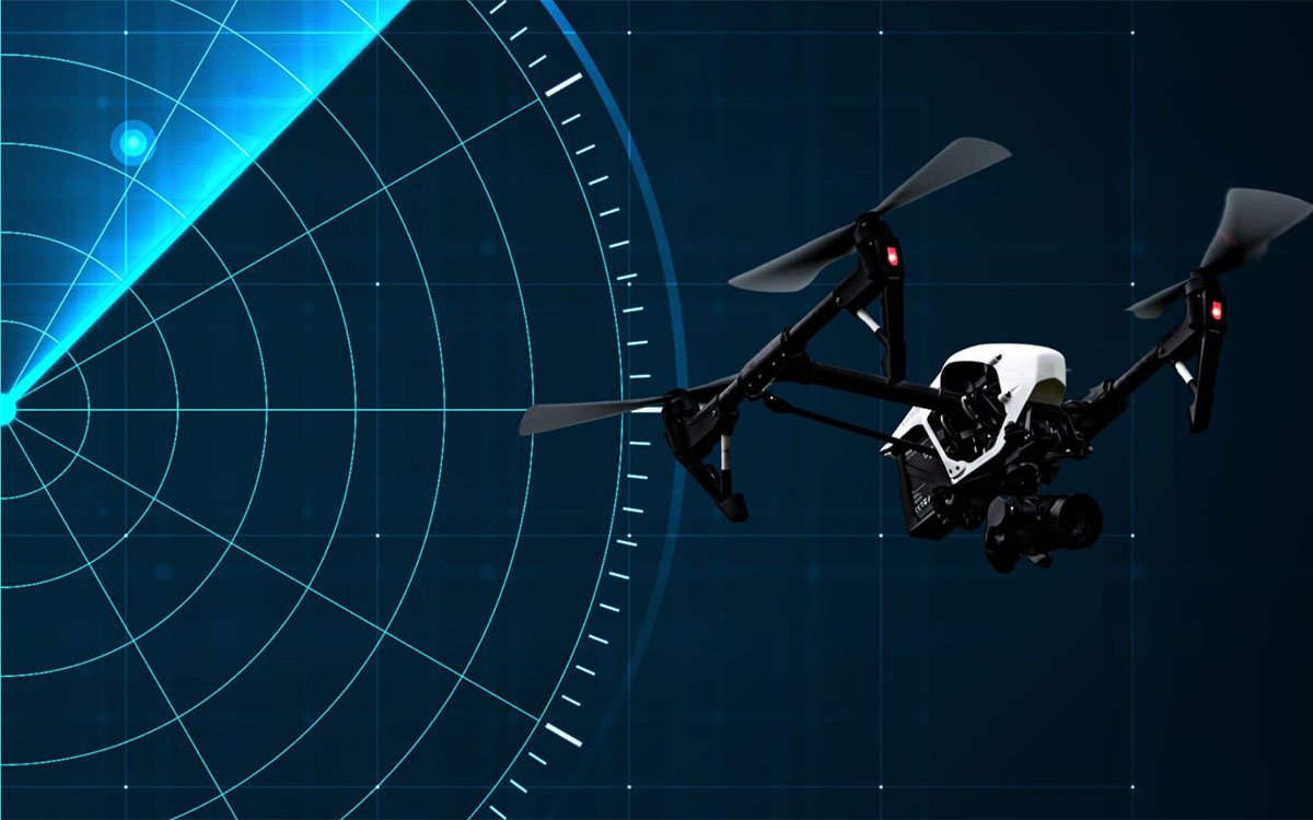 AESA phased array radiating multiple simultaneous beams for multi-target UAV tracking