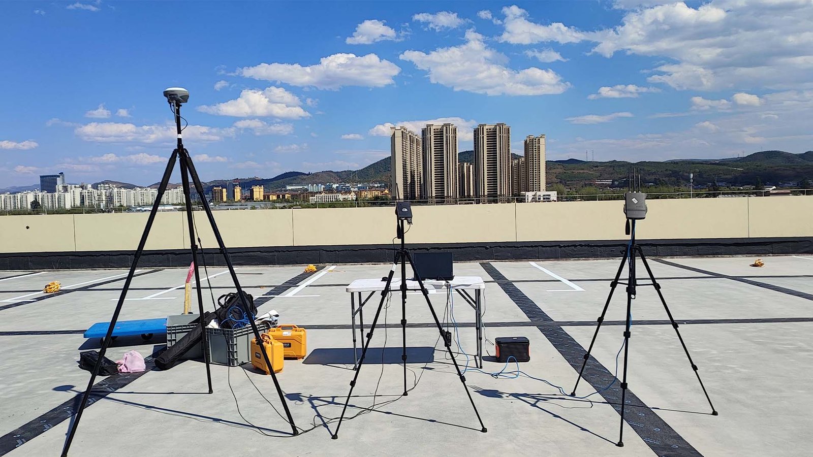 Professional BVLOS UAV Extreme-Range Antenna Tracking System ATS Standard for 110km long-range drone operations