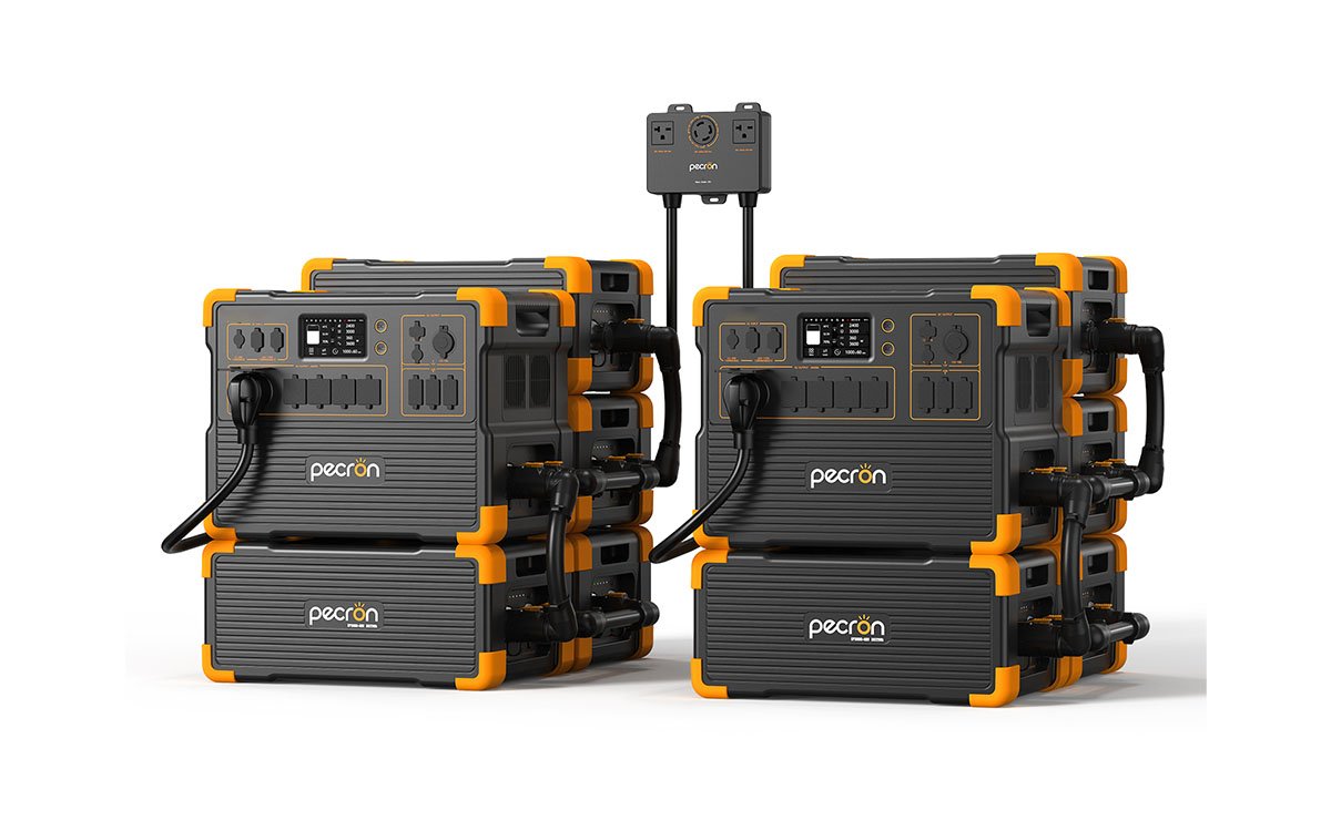 E4200 portable power station LiFePO4 battery and charging input detail