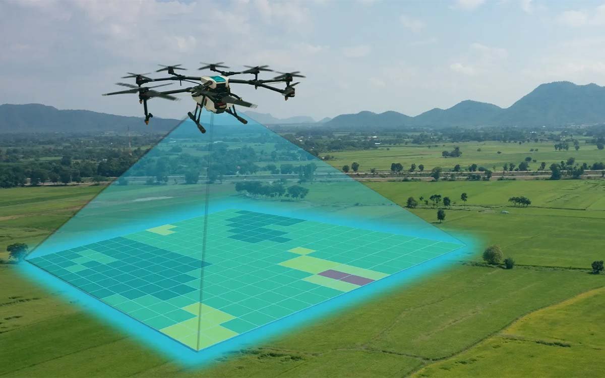 DLS Standard 30 Mbps UAV data link enabling wide-area photogrammetry and LiDAR survey with real-time data downlink
